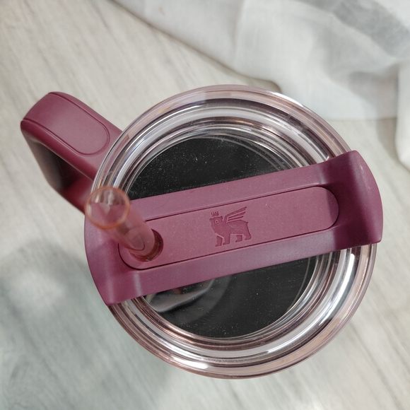 NEW Stanley × Calia 40oz Flow State Quencher H2.0 Tumbler Red Nector - Picture 6 of 12